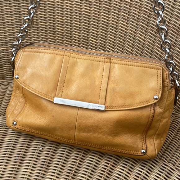 B Makowsky yellow Purse Womens Leather Glove Soft SATC Silver Hardware Bohemian - Picture 4 of 13